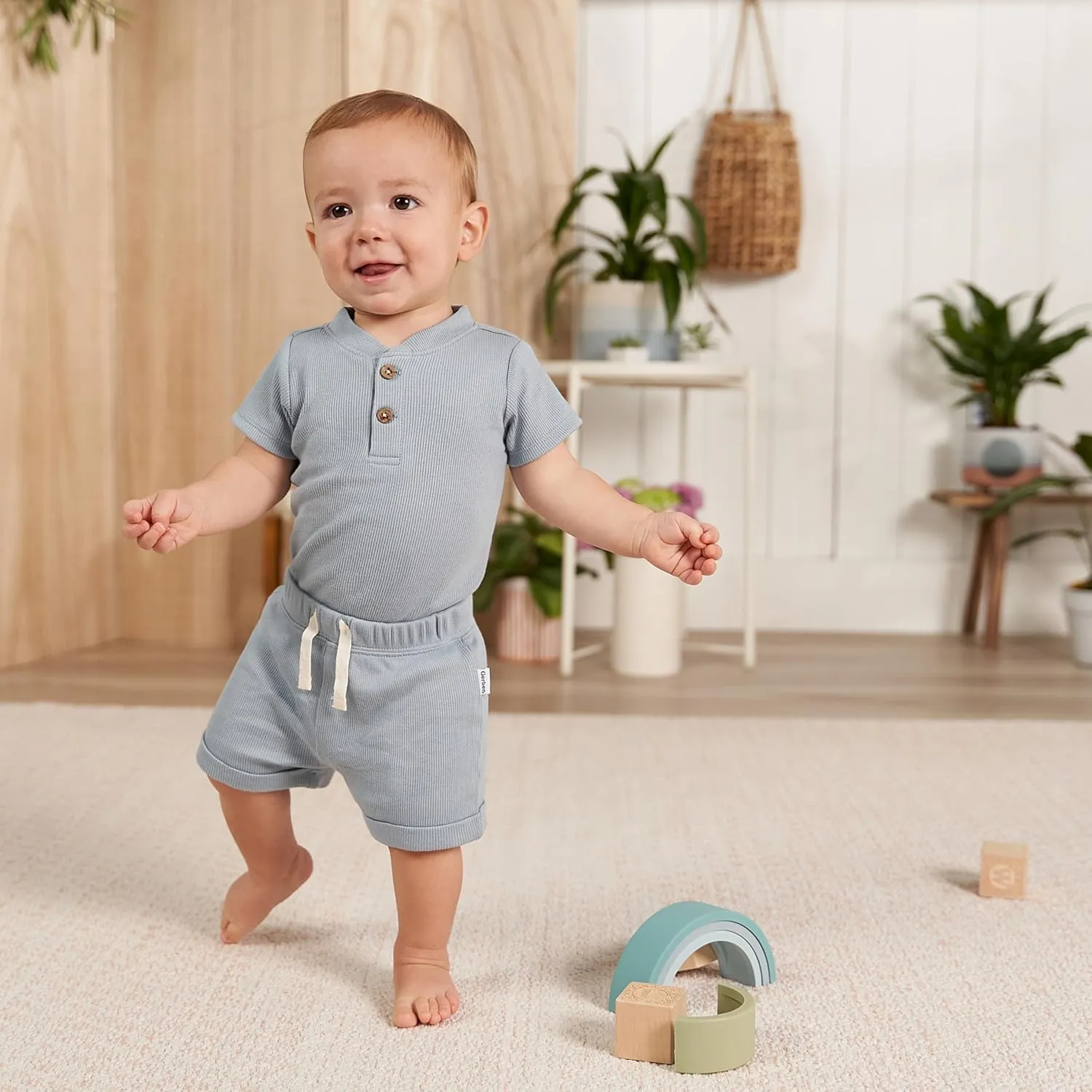 Gerber Unisex Baby Bodysuit and Short Set